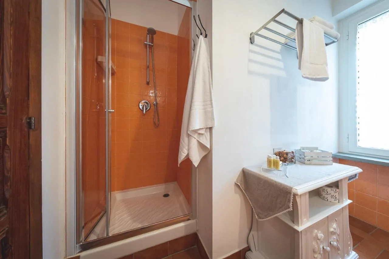 Nocleg ze śniadaniem Podere San Filippo B&B-Apartment-Pet Friendly-Rent Bike And Bike Friendly Bibbona