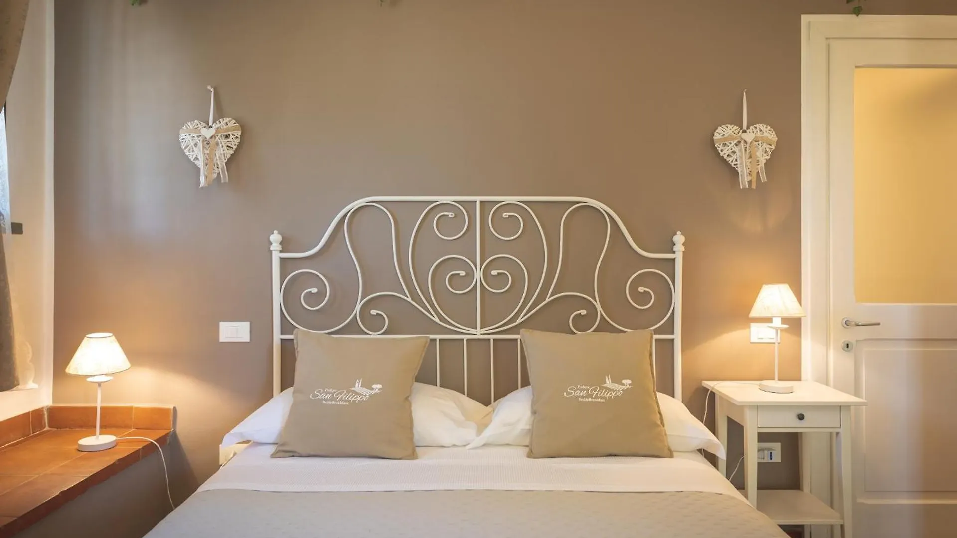 Podere San Filippo B&B-Apartment-Pet Friendly-Rent Bike And Bike Friendly 비보나 B&B
