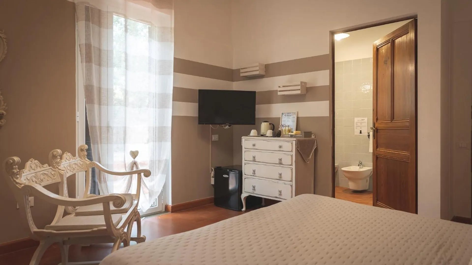 Podere San Filippo B&B-Apartment-Pet Friendly-Rent Bike And Bike Friendly 비보나 B&B