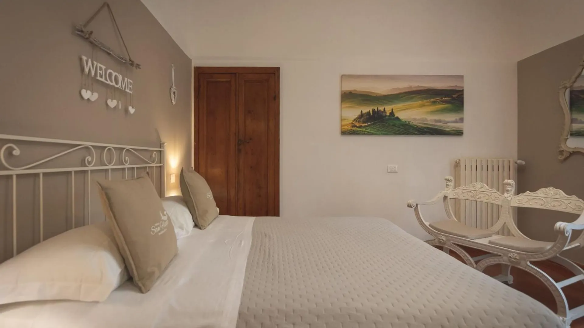 Podere San Filippo B&B-Apartment-Pet Friendly-Rent Bike And Bike Friendly 비보나